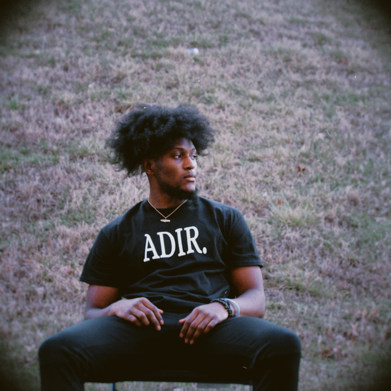 ADIR. PUFF TEE